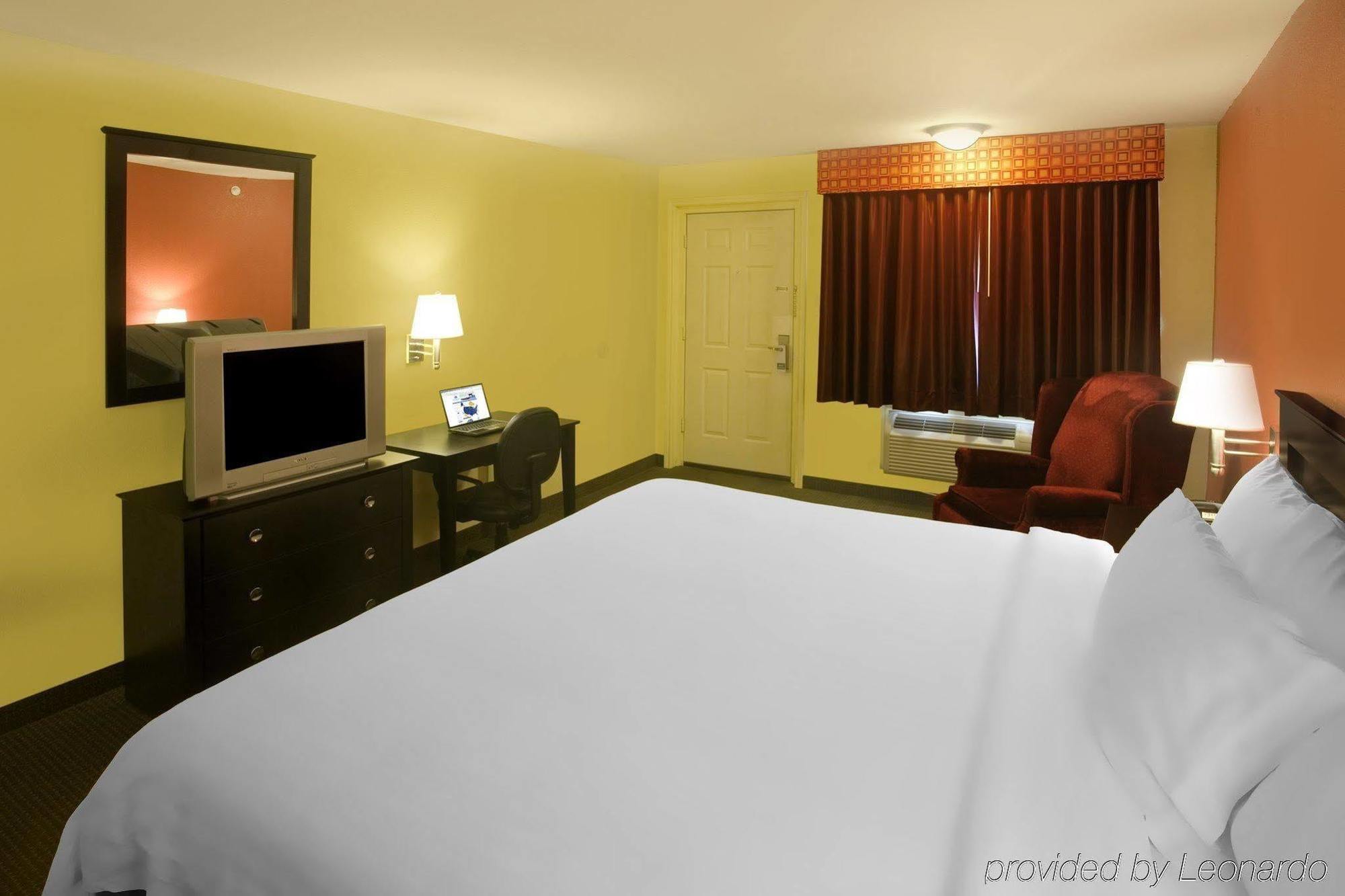 Americas Best Value Inn Waco - Franklin Avenue Buitenkant foto